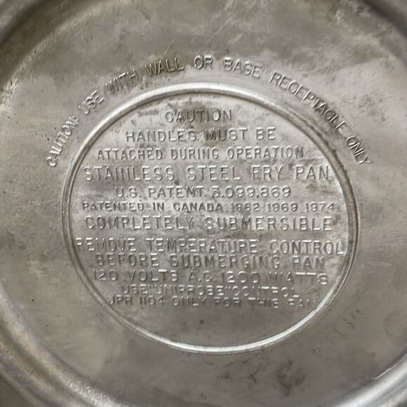 VINTAGE‎ 70s HOOVER STAINLESS STEEL YELLOW FRY PAN WITH BROILER LID - Picture 12 of 16
